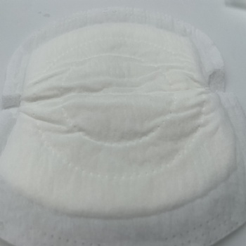 Breast pad for maternal mother